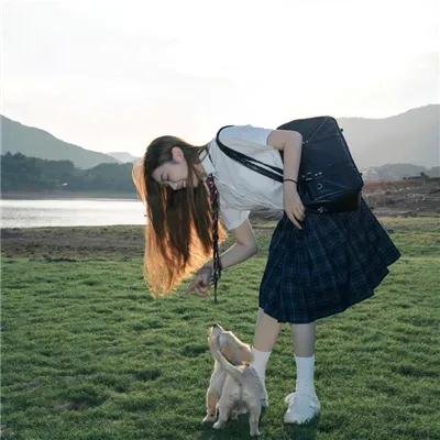 聪明的金发美女
